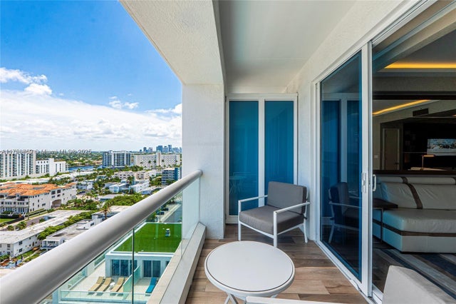2 of 10 - 551 N Fort Lauderdale Beach Blvd R1810, Fort Lauderdale, FL