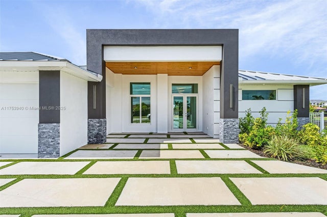 1 of 39 - 1713 Savona Pkwy W, Cape Coral, FL