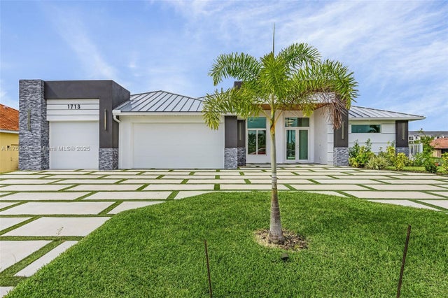 4 of 39 - 1713 Savona Pkwy W, Cape Coral, FL