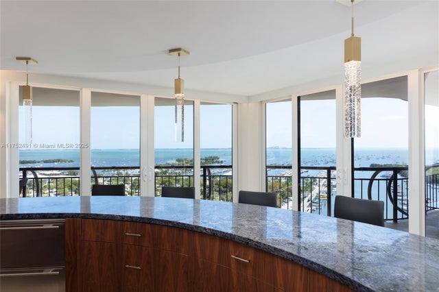 3 of 29 - 2843 S Bayshore Dr P3c&d, Miami, FL