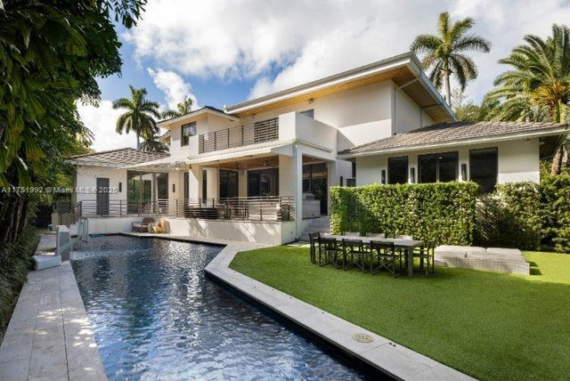 1 of 44 - 2555 Regatta Ave, Miami Beach, FL