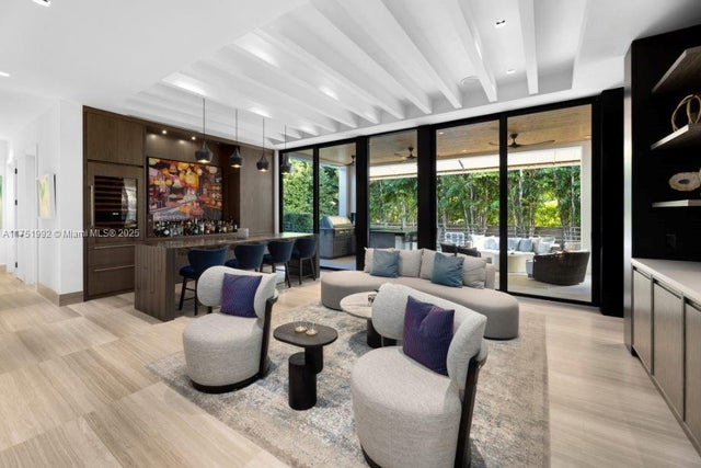 3 of 44 - 2555 Regatta Ave, Miami Beach, FL