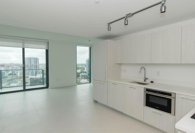 2 of 21 - 501 Ne 31st St 2009, Miami, FL