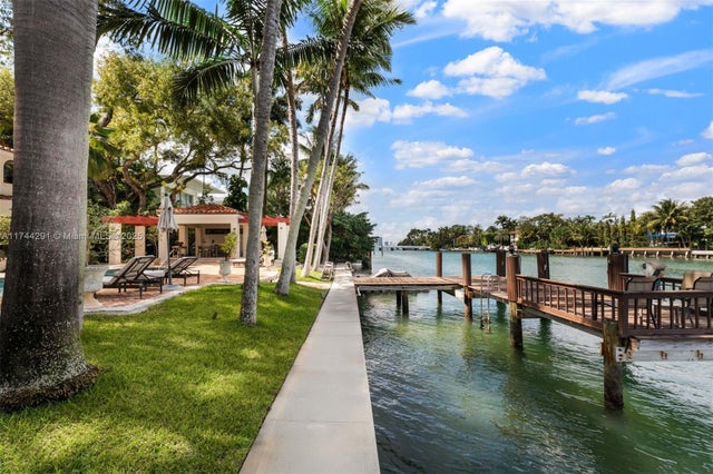 3 of 58 - 1425 W 27th St, Miami Beach, FL