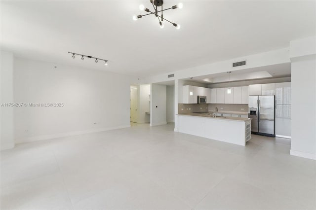 5 of 33 - 999 Sw 1st Ave Ph05, Miami, FL