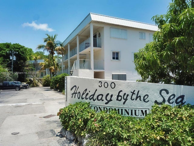 1 of 20 - 300 Ocean Drive 22, Key Largo, FL