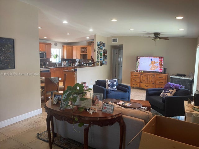 2 of 12 - 18986 Se Mayo Dr, Jupiter, FL