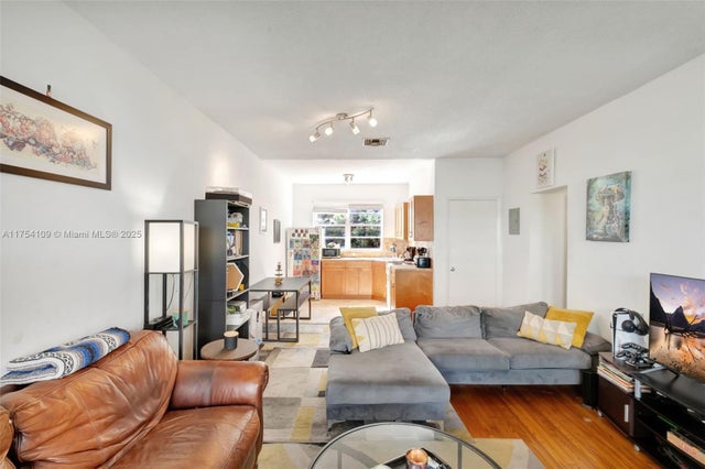 1 of 38 - 6881 Bay Dr 3, Miami Beach, FL