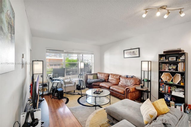 3 of 38 - 6881 Bay Dr 3, Miami Beach, FL