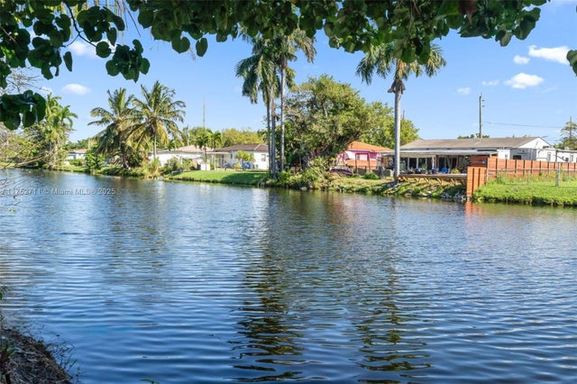 5 of 36 - 9251 Little River Blvd, Miami, FL