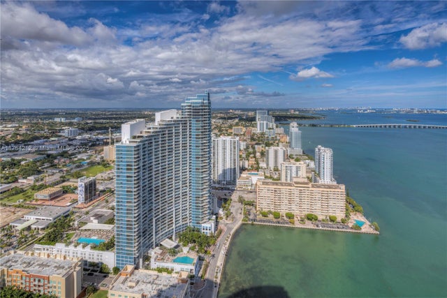 2 of 48 - 2020 N Bayshore Dr 2907, Miami, FL