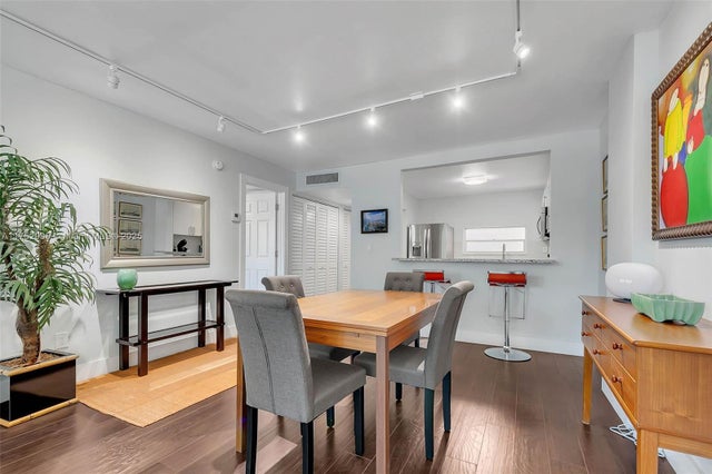 4 of 20 - 100 Ocean Lane Dr 202, Key Biscayne, FL