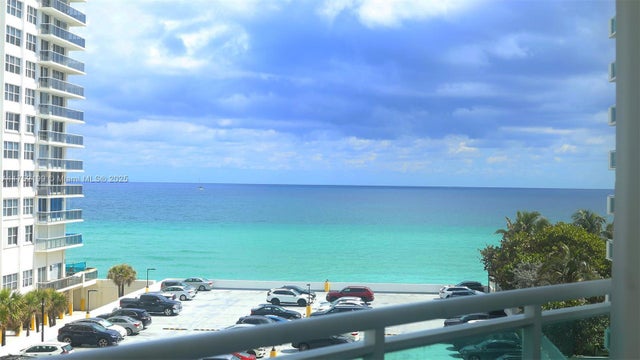 2 of 38 - 3001 S Ocean Dr 545, Hollywood, FL