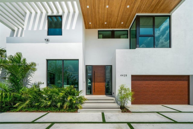 3 of 45 - 4425 Adams Ave, Miami Beach, FL