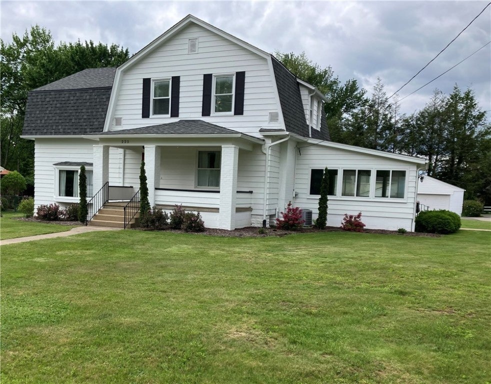 225 Country Club Road, Penn