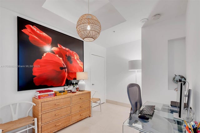 4 of 17 - 848 Brickell Key Dr 4002, Miami, FL