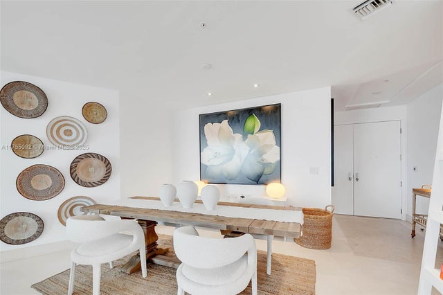 5 of 17 - 848 Brickell Key Dr 4002, Miami, FL