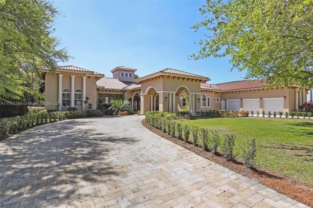 2 of 42 - 7480 Sw 100th St, Pinecrest, FL