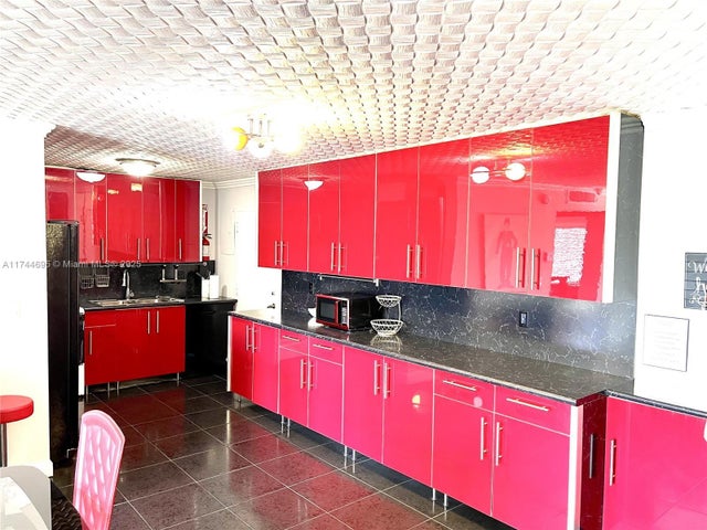 3 of 24 - 200 178th Dr 609, Sunny Isles Beach, FL