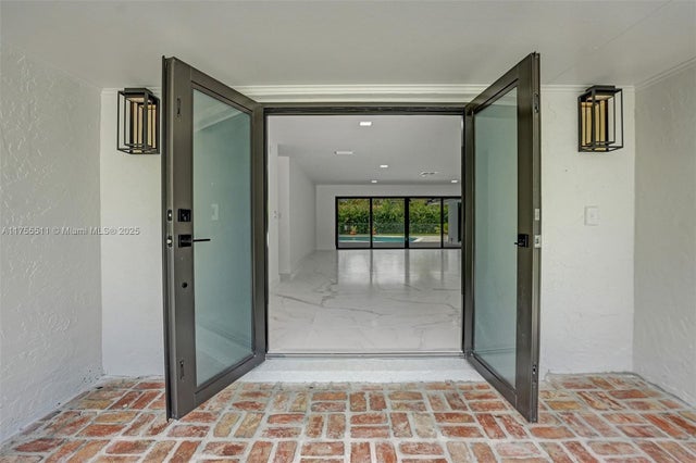 4 of 56 - 12100 Nw 6th St, Plantation, FL