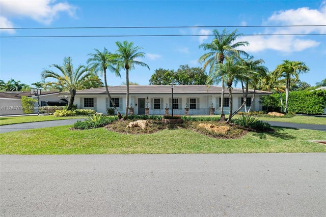1 of 55 - 13060 Sw 70th Ave, Pinecrest, FL