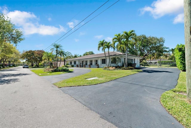3 of 55 - 13060 Sw 70th Ave, Pinecrest, FL