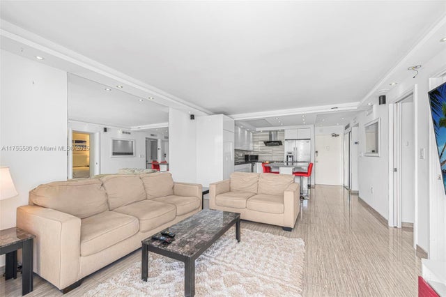 5 of 8 - 401 Ocean Dr 1009, Miami Beach, FL