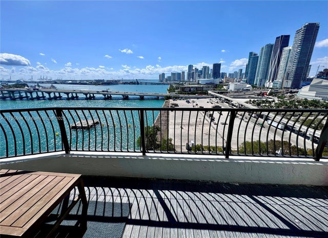 1 of 36 - 555 Ne 15th St 17k, Miami, FL