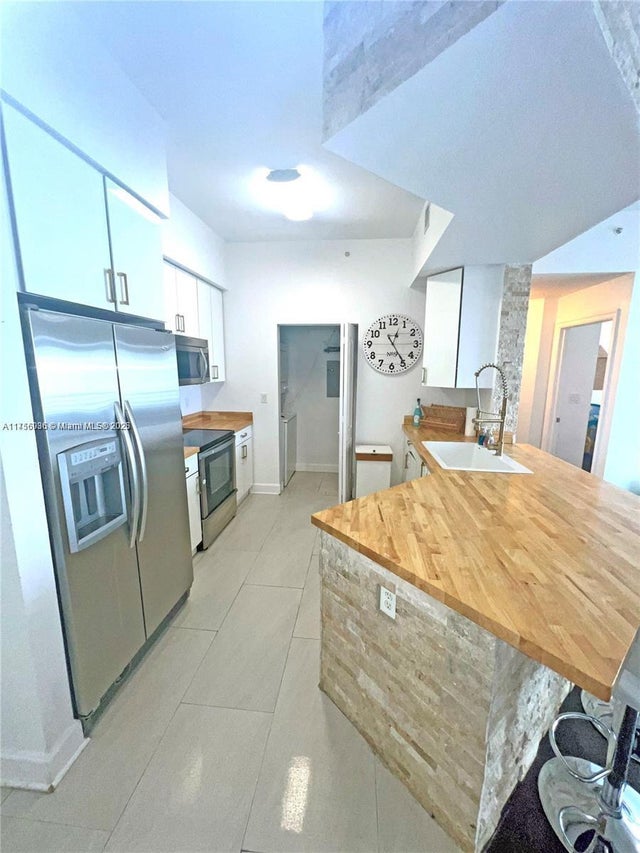 5 of 26 - 1830 Radius Dr 1123, Hollywood, FL