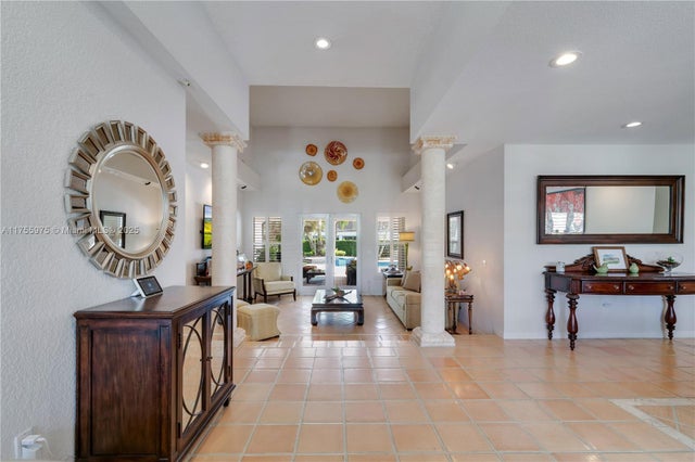 3 of 48 - 10360 Sw 124th St, Miami, FL