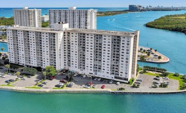 2 of 12 - 400 Kings Point Dr 810, Sunny Isles Beach, FL