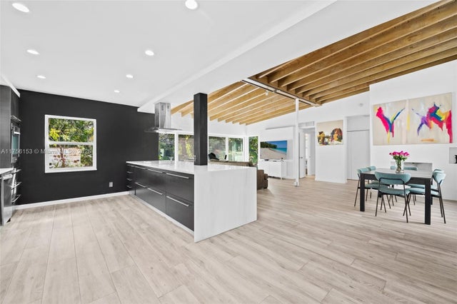 4 of 21 - 836 Sw 18th Ct, Fort Lauderdale, FL