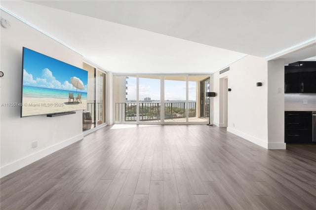 2 of 33 - 5420 N Ocean Dr 504, Singer Island, FL