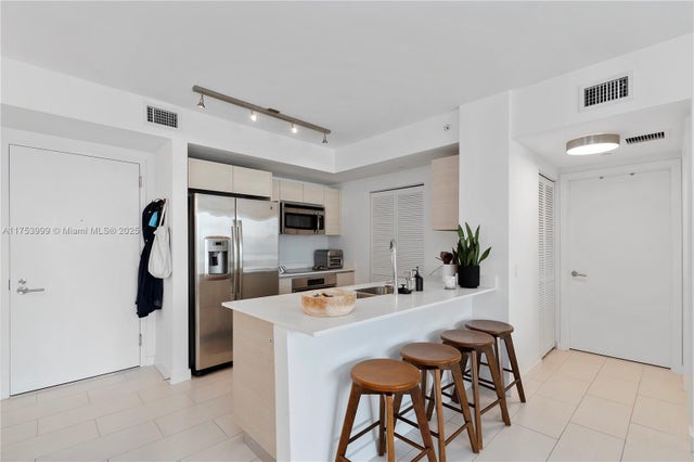 4 of 20 - 4250 Biscayne Blvd 917, Miami, FL