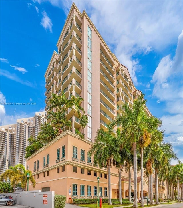 1 of 27 - 17555 Atlantic Blvd 606, Sunny Isles Beach, FL