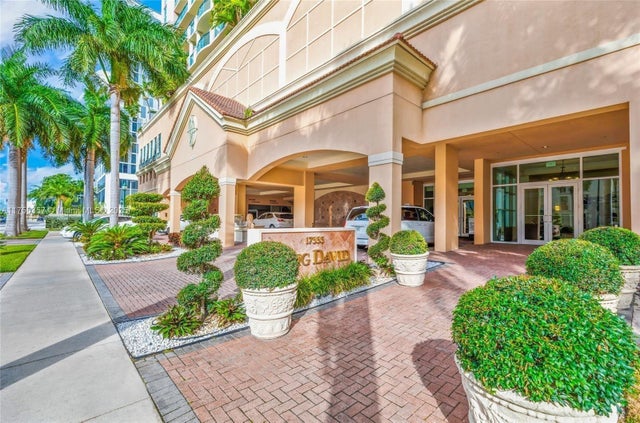 2 of 27 - 17555 Atlantic Blvd 606, Sunny Isles Beach, FL