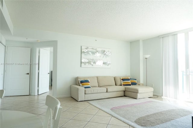 4 of 27 - 17555 Atlantic Blvd 606, Sunny Isles Beach, FL