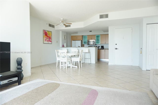 5 of 27 - 17555 Atlantic Blvd 606, Sunny Isles Beach, FL