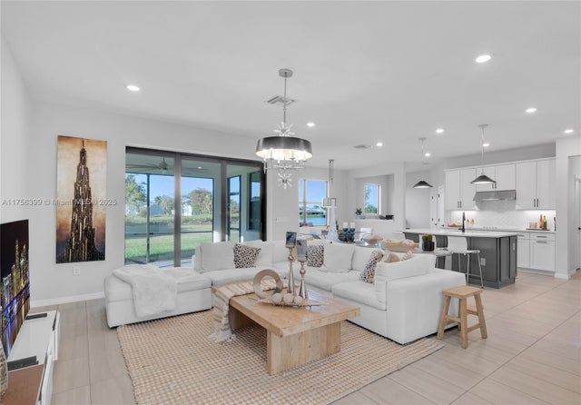2 of 56 - 7681 Nw 84th Ln, Tamarac, FL