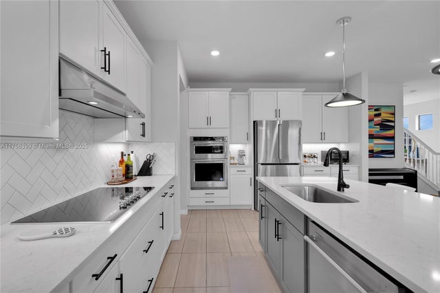 3 of 56 - 7681 Nw 84th Ln, Tamarac, FL