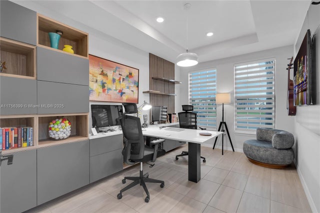 5 of 56 - 7681 Nw 84th Ln, Tamarac, FL