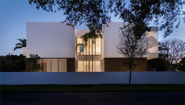 1 of 27 - 6800 Sw 83rd Pl, Miami, FL