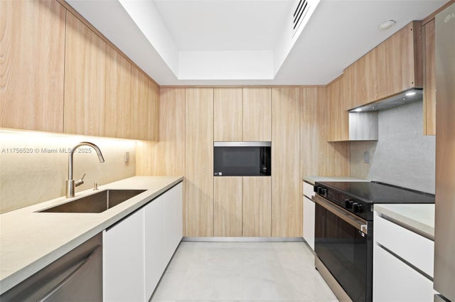 5 of 46 - 19195 Ne 36th Ct 1803, Aventura, FL
