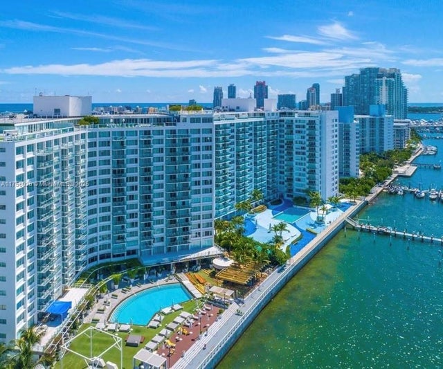 4 of 32 - 1000 West Ave 702, Miami Beach, FL