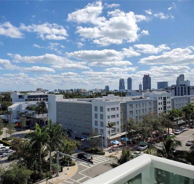 5 of 32 - 1000 West Ave 702, Miami Beach, FL