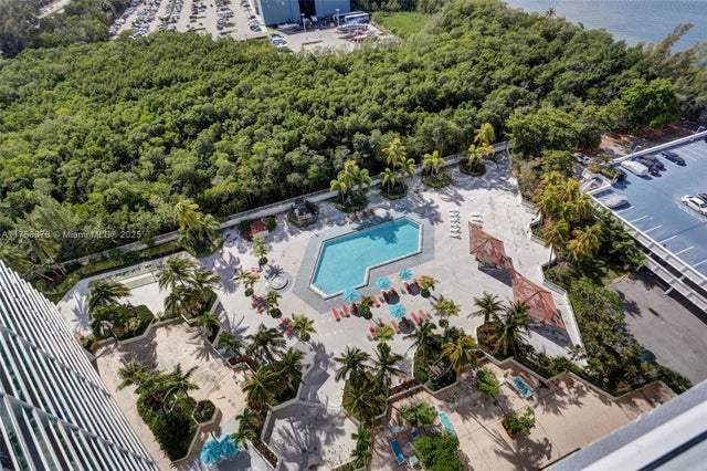 5 of 34 - 100 Bayview Dr 1923, Sunny Isles Beach, FL