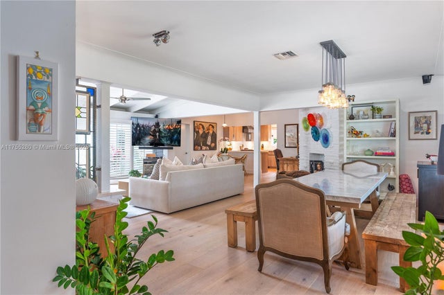 2 of 32 - 590 Ne 52nd Ter, Miami, FL
