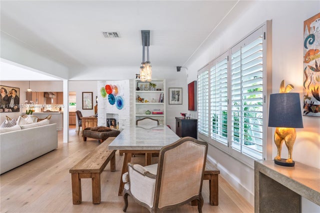 3 of 32 - 590 Ne 52nd Ter, Miami, FL
