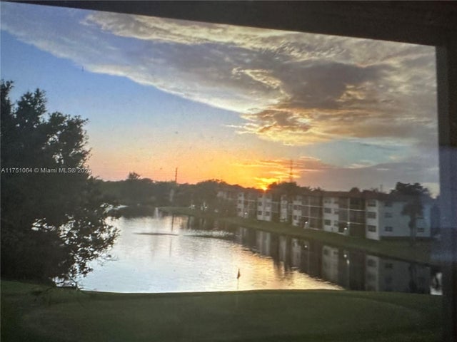 1 of 10 - 411 S Hollybrook Dr 308, Pembroke Pines, FL