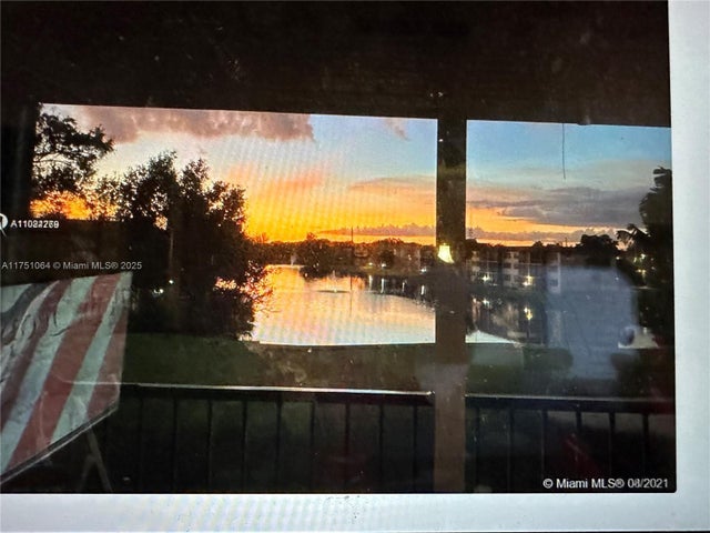 3 of 10 - 411 S Hollybrook Dr 308, Pembroke Pines, FL